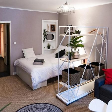 Agreable Studio En Plein Coeur De Quimper Apartment Exterior photo